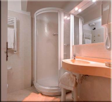 Hotel Kapriol Фольгарида Экстерьер фото